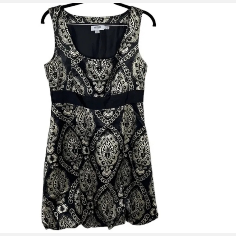 Moschino Donna Bubble Hem Dress.